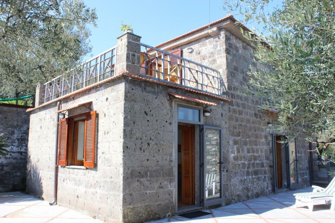 マッサ・ルブレンセ Casa Josellaヴィラ エクステリア 写真