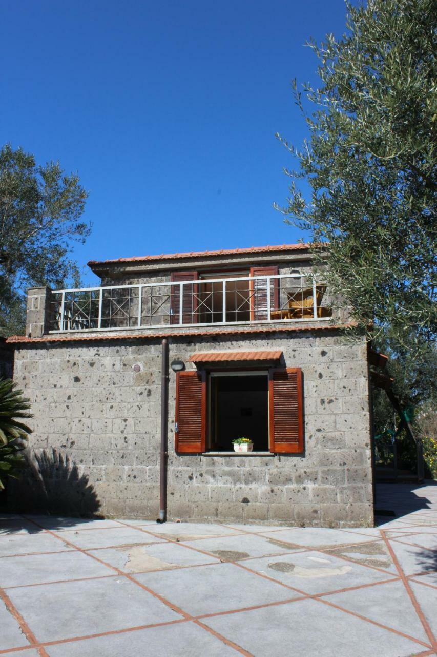 マッサ・ルブレンセ Casa Josellaヴィラ エクステリア 写真